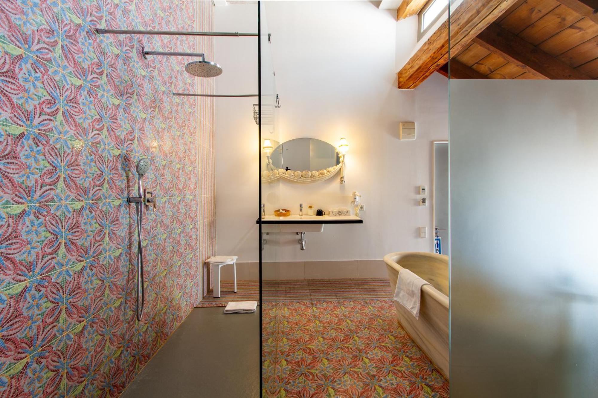 Les Monges Palace Boutique Hotel