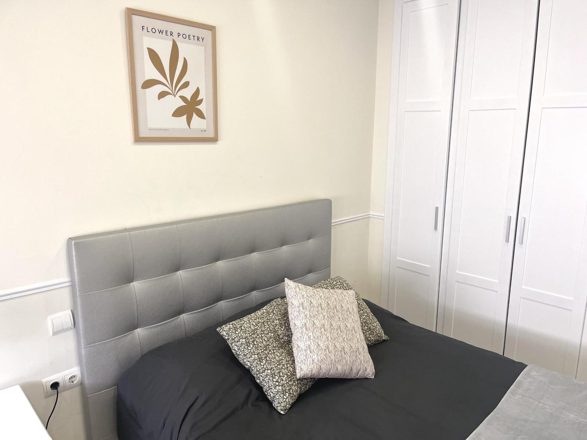 Apartamento Precioso Atico En Pleno Centro De Alicante