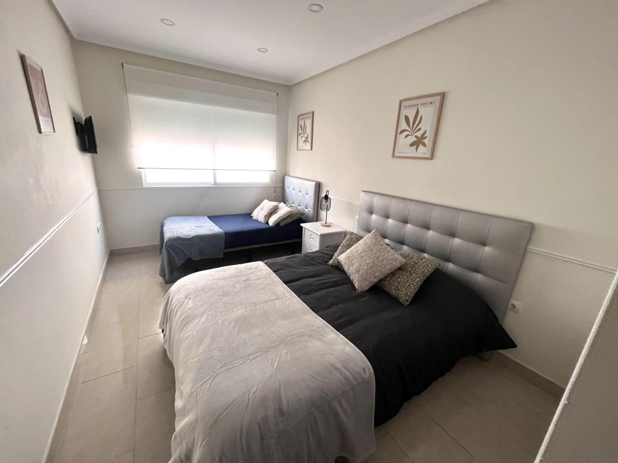 Precioso Atico En Pleno Centro De Apartamento *