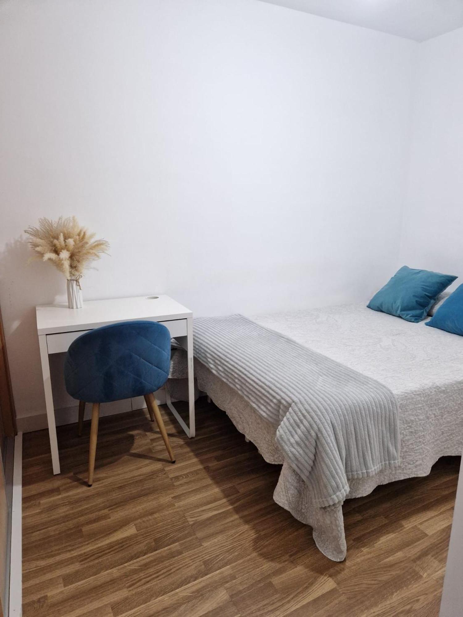 Quarto Com Banheiro Privado Em Apartamento Familiar Homestay