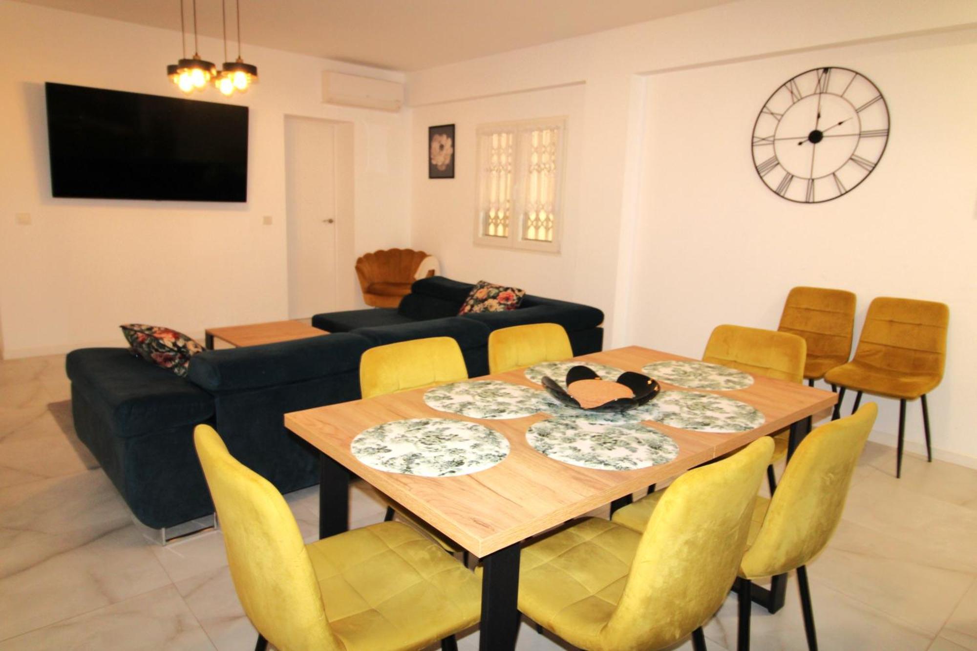 Meduza Apartamento *