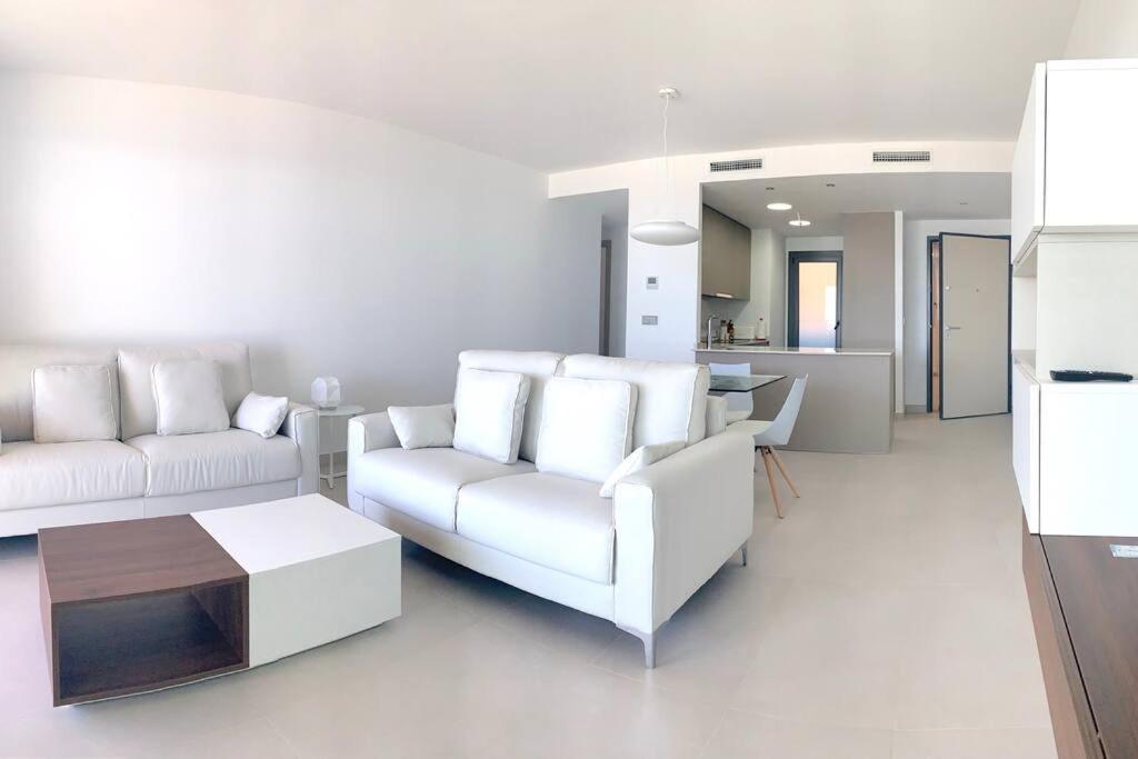 Luxe San Juan Beach, Heated Pool. Apartamento