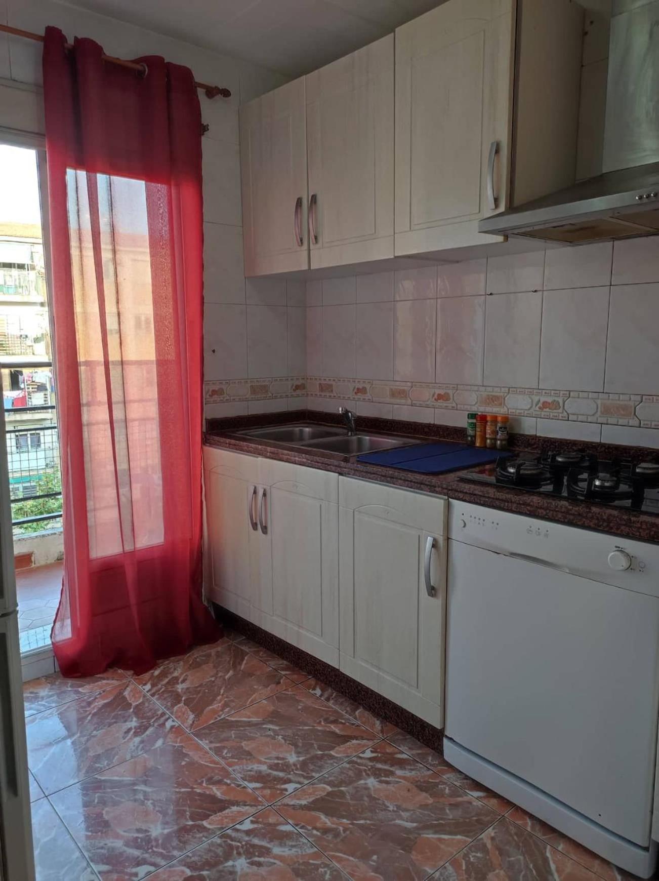 La Del Piso In The Homestay Alicante