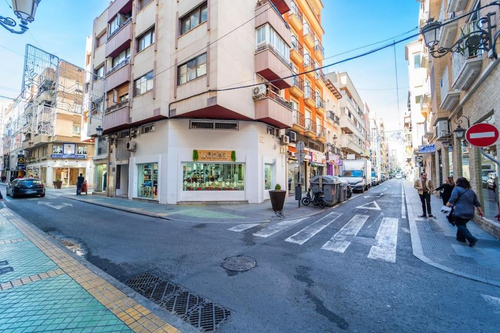 Authentic Alicante: Central Flat Near The Beach *
