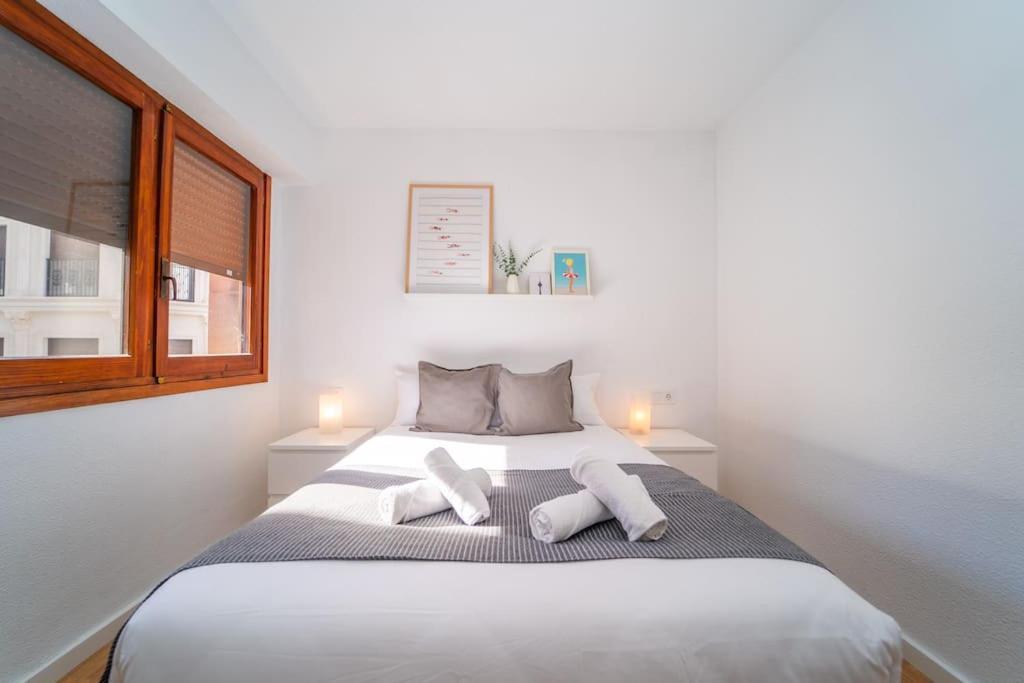 Authentic Alicante: Central Flat Near The Beach Apartment Alicante