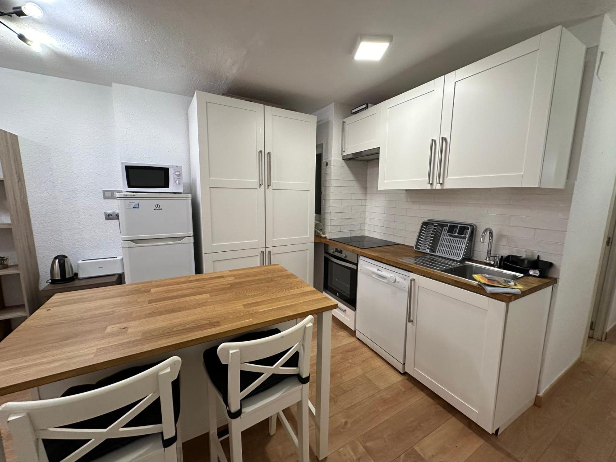 Apartamento Canalejas - *