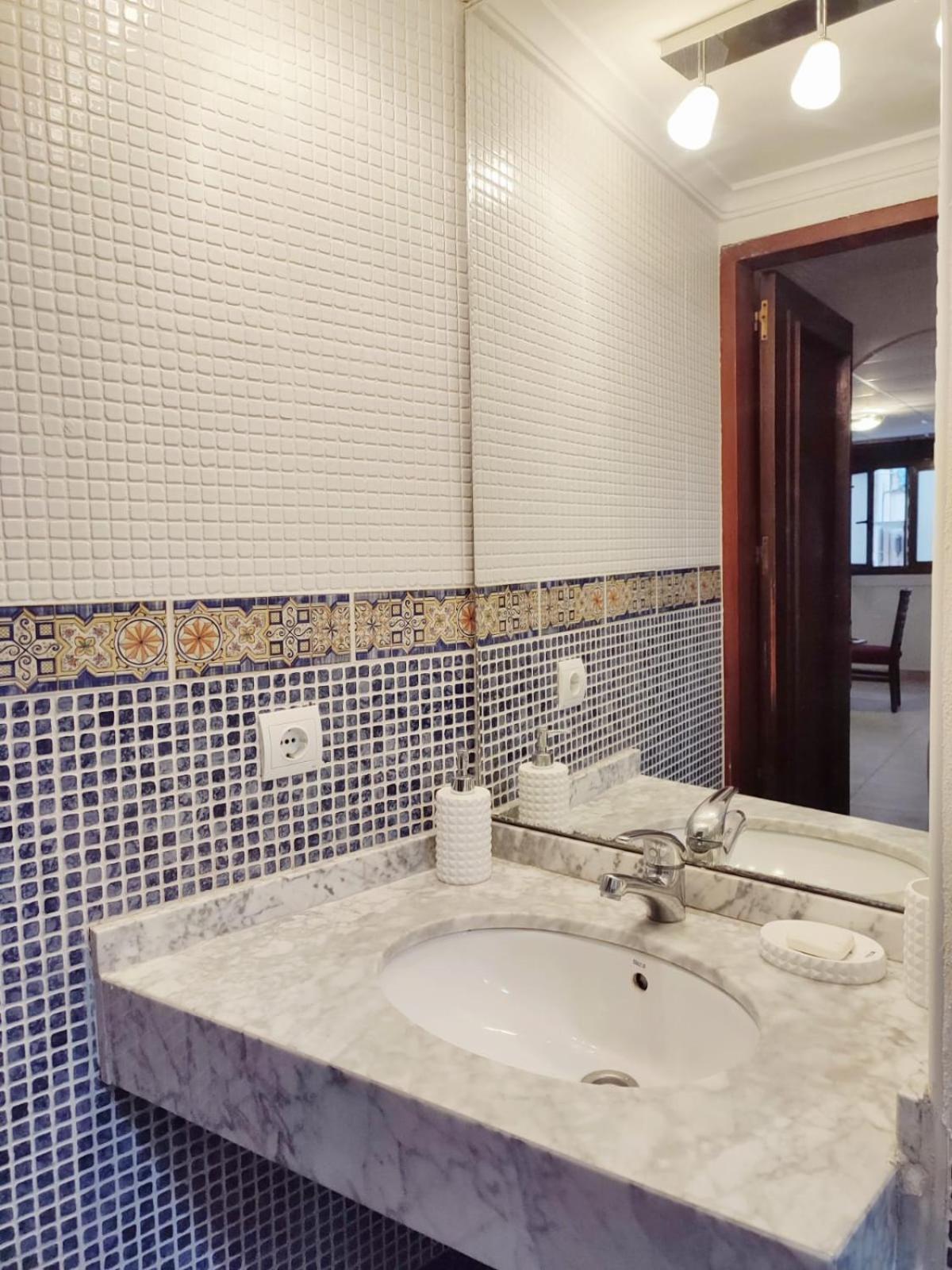 Apartment El Postiguet's *
