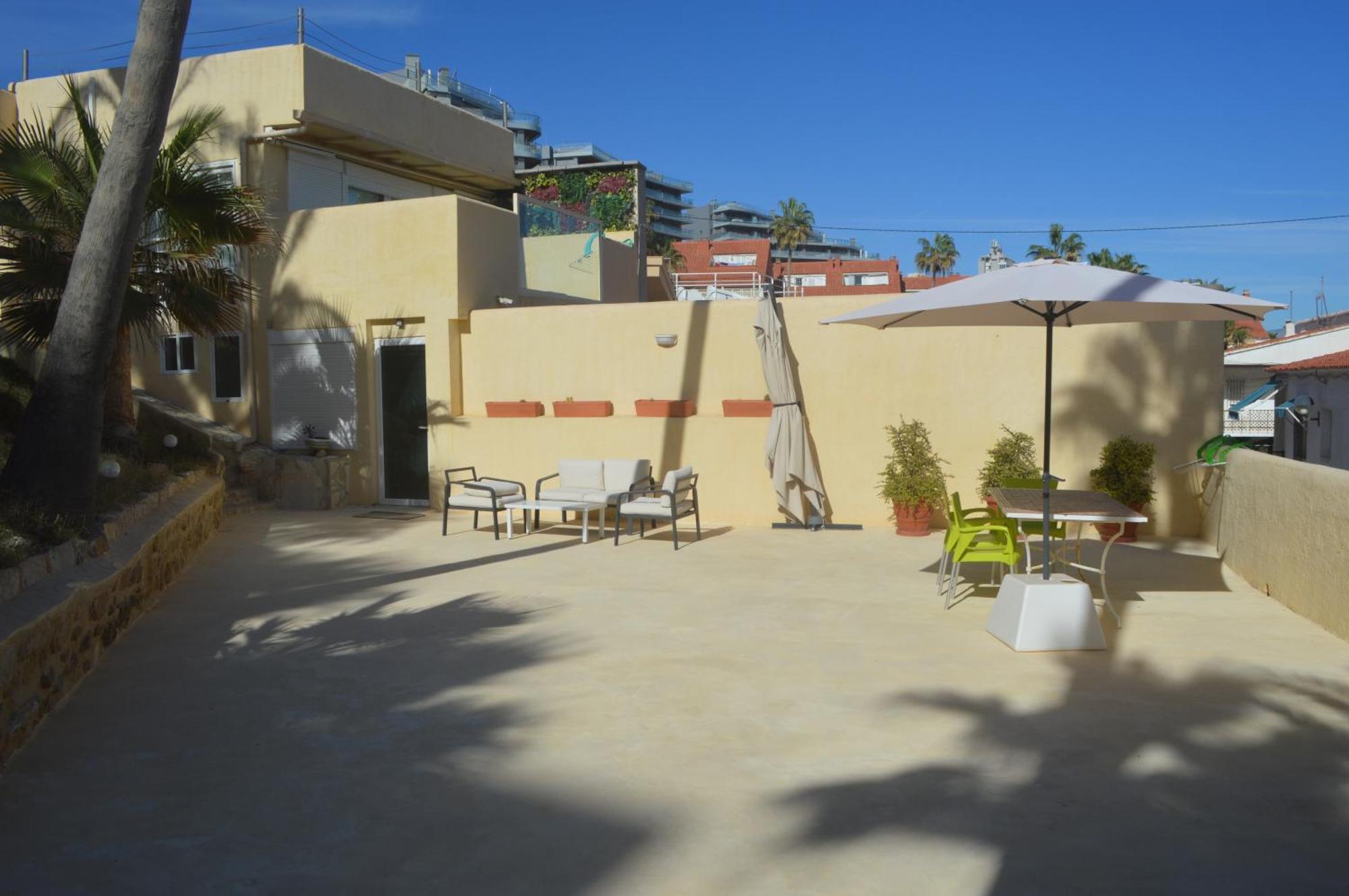 Extraordinario Loft A Pie De Playa En Roquetes Apartamento *