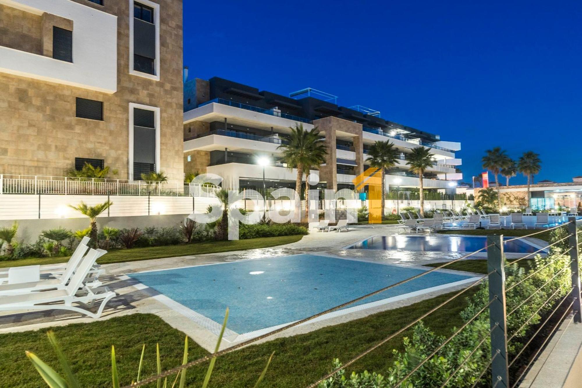 Apartment 3 Bedrooms In Flamenca Village With 3 Pools, Sauna, Gym And Jacuzzi *