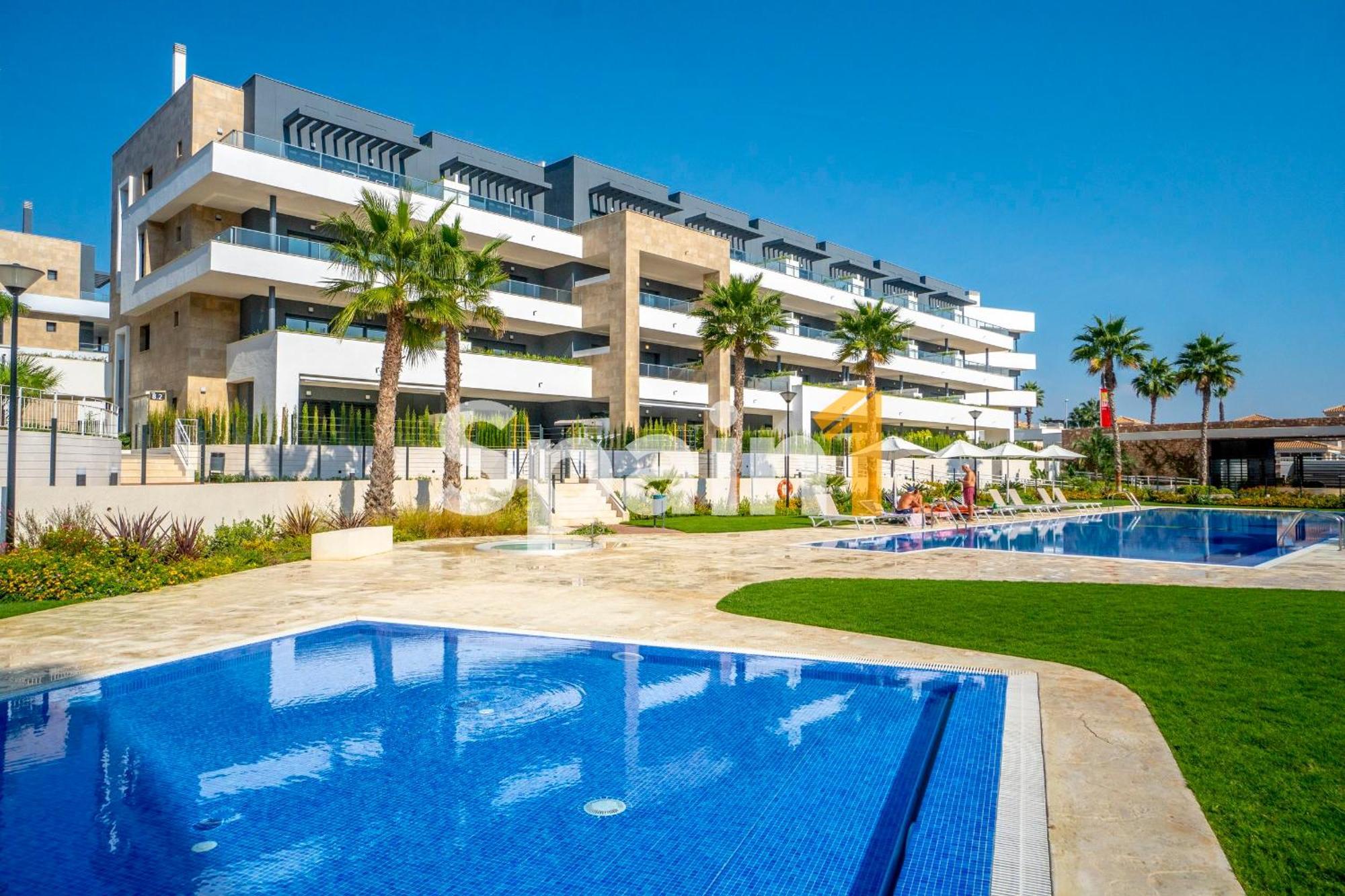 Apartment 3 Bedrooms In Flamenca Village With 3 Pools, Sauna, Gym And Jacuzzi Alicante