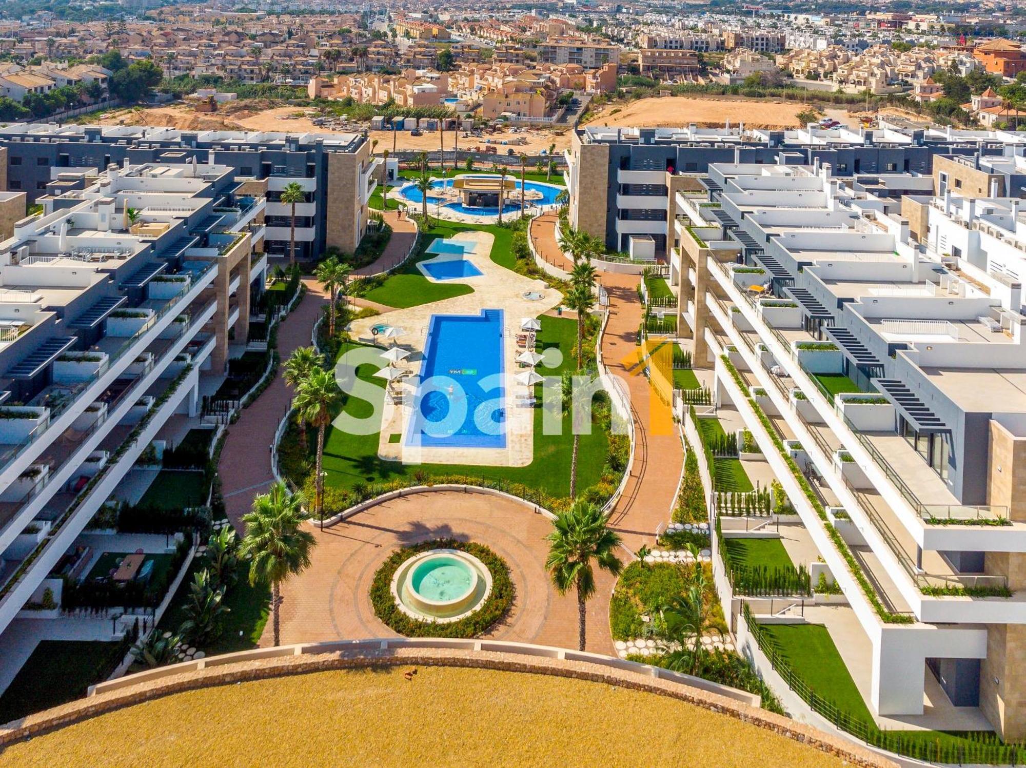 3 Bedrooms In Flamenca Village With 3 Pools, Sauna, Gym And Jacuzzi Apartment Alicante