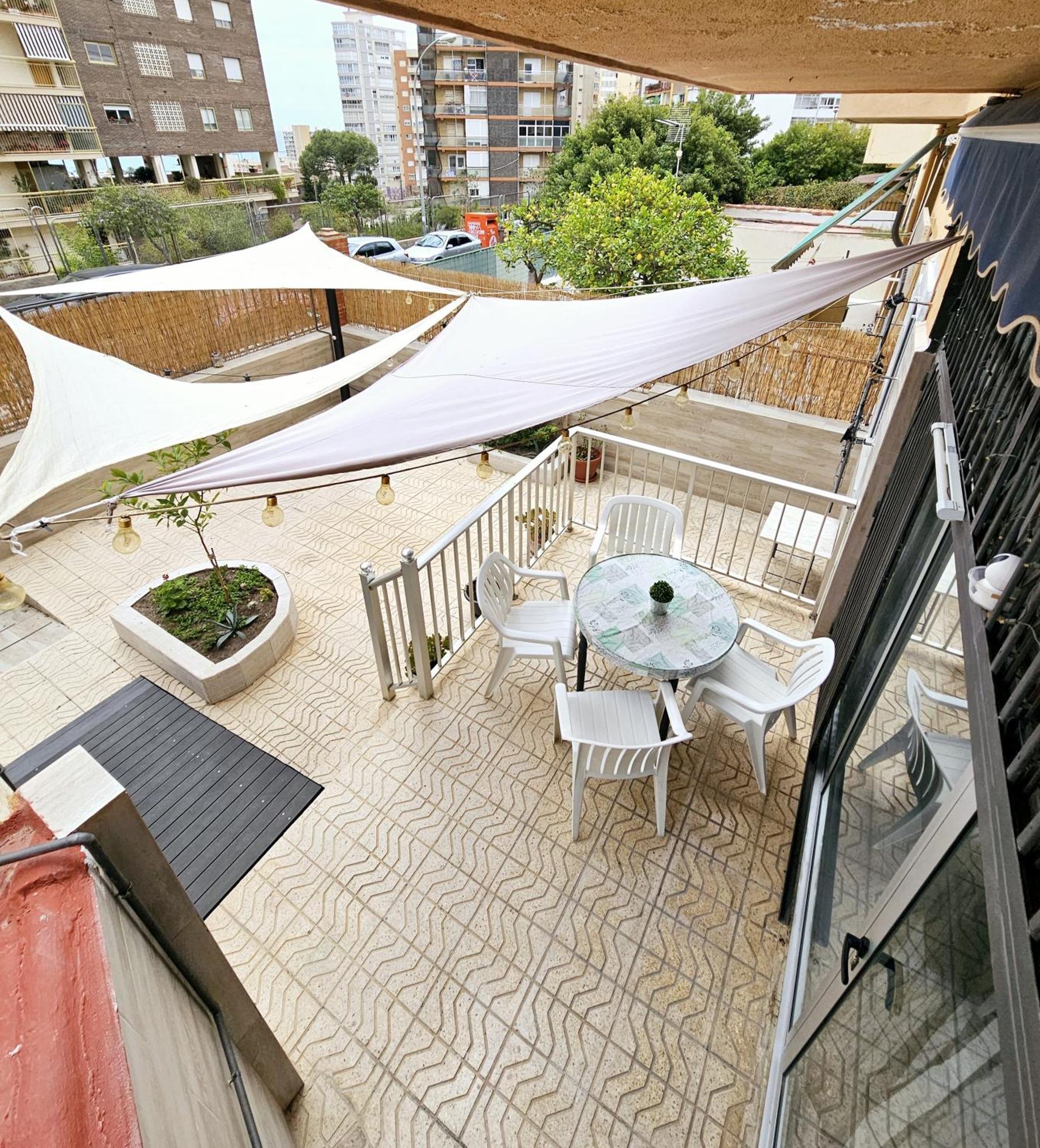 Cozynest - With Terrace Apartment