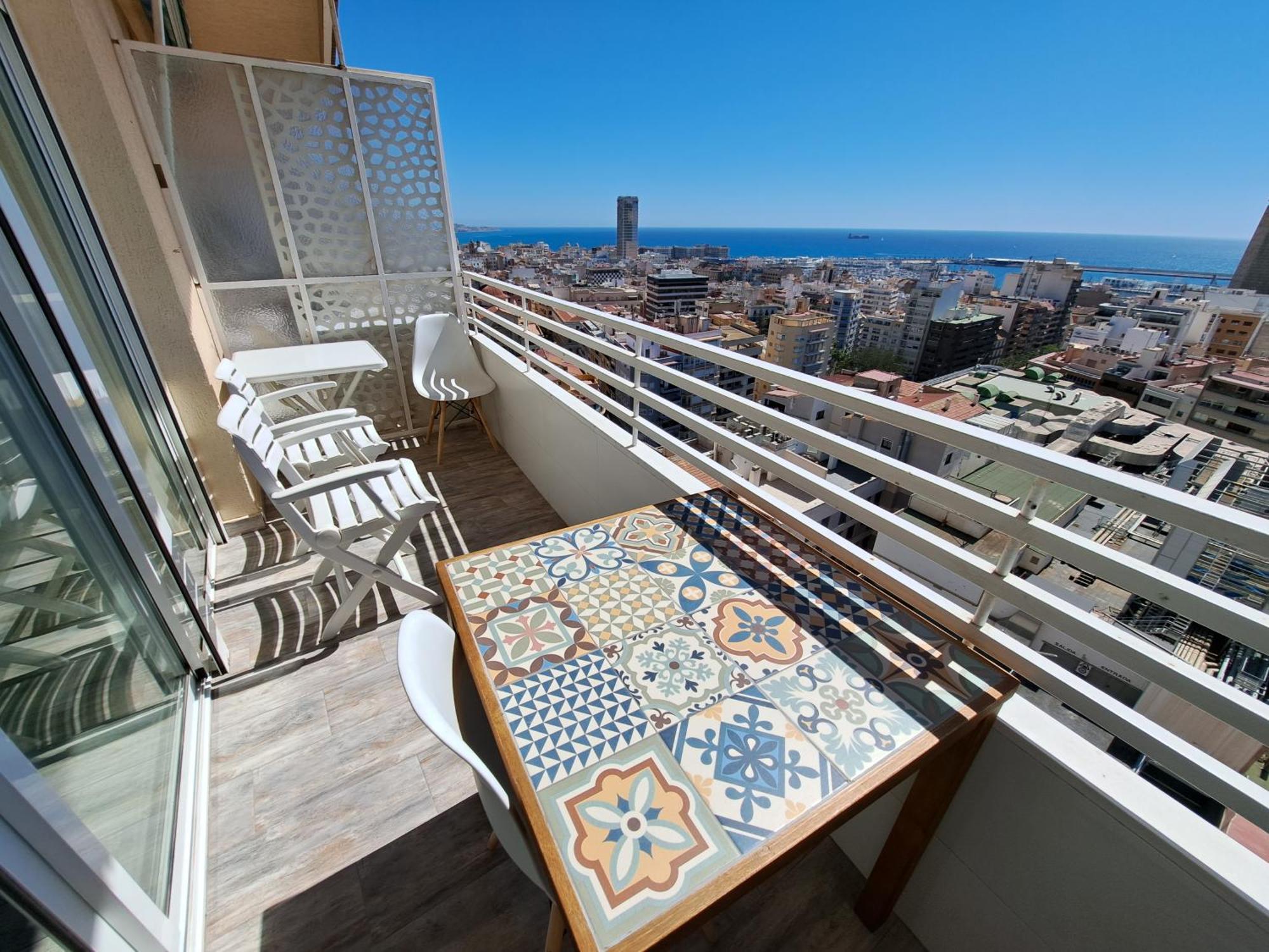 Mirador 22 * Alicante