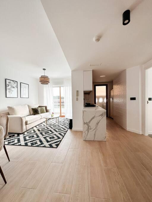 Apartamento Precioso Con Piscina Y Vistas