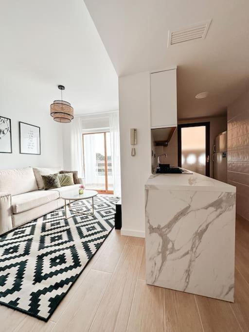 Apartamento Precioso Con Piscina Y Vistas *