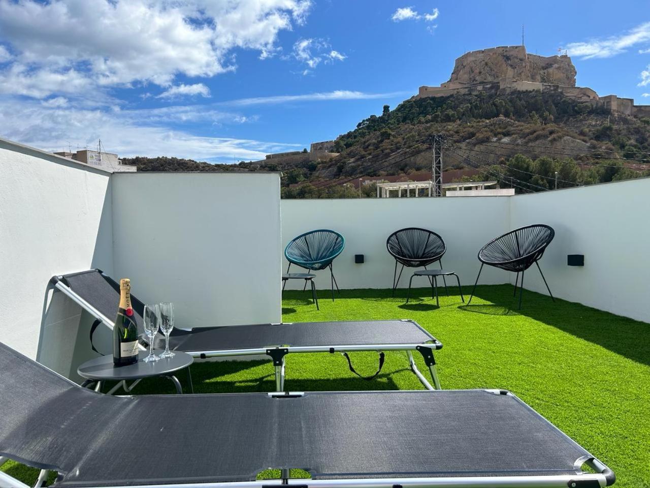 Aparthotel Happy Life 5*