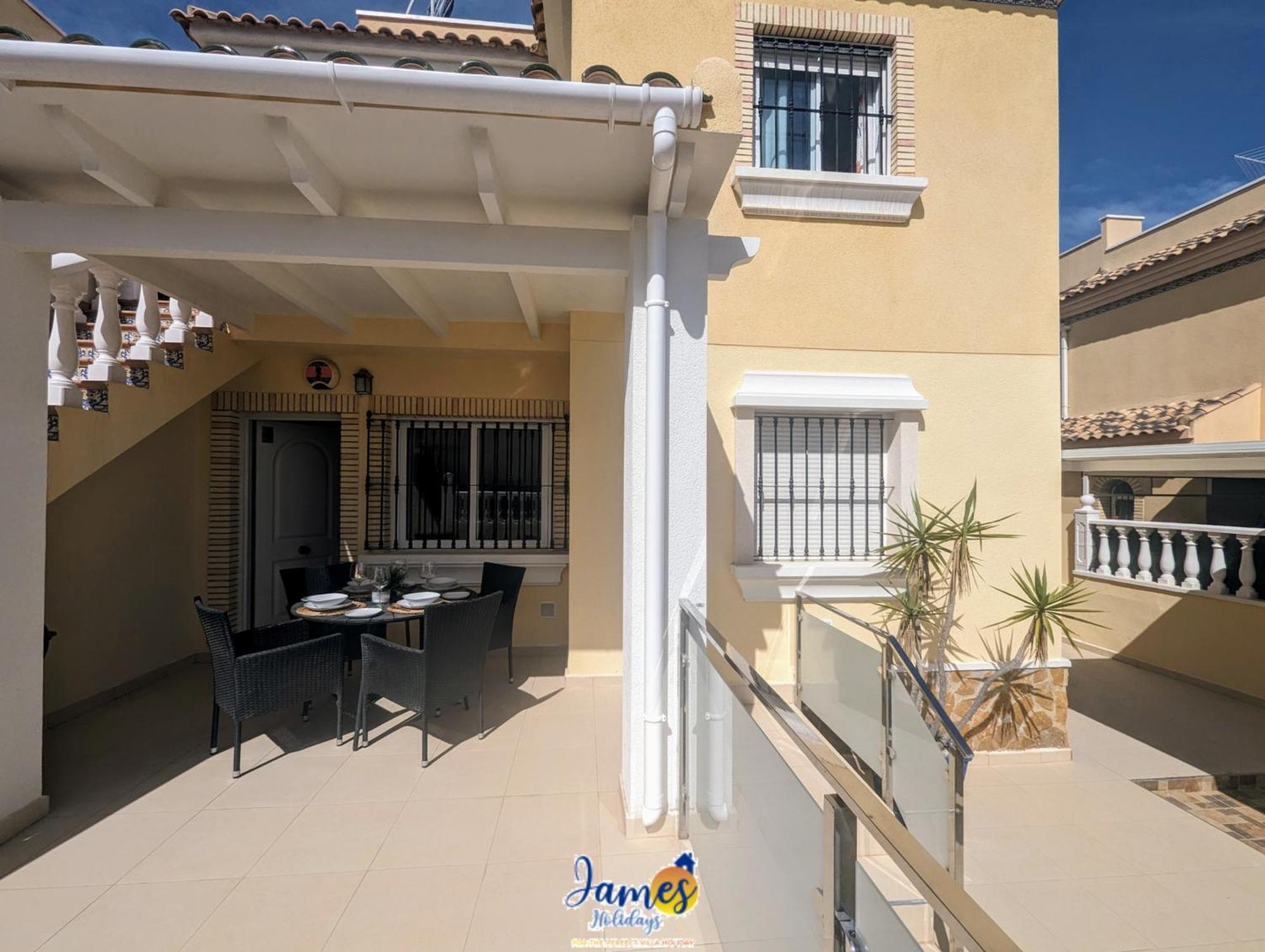 Brisa Golf Ii Ground Floor With 2 Comm Pools Eb6 *