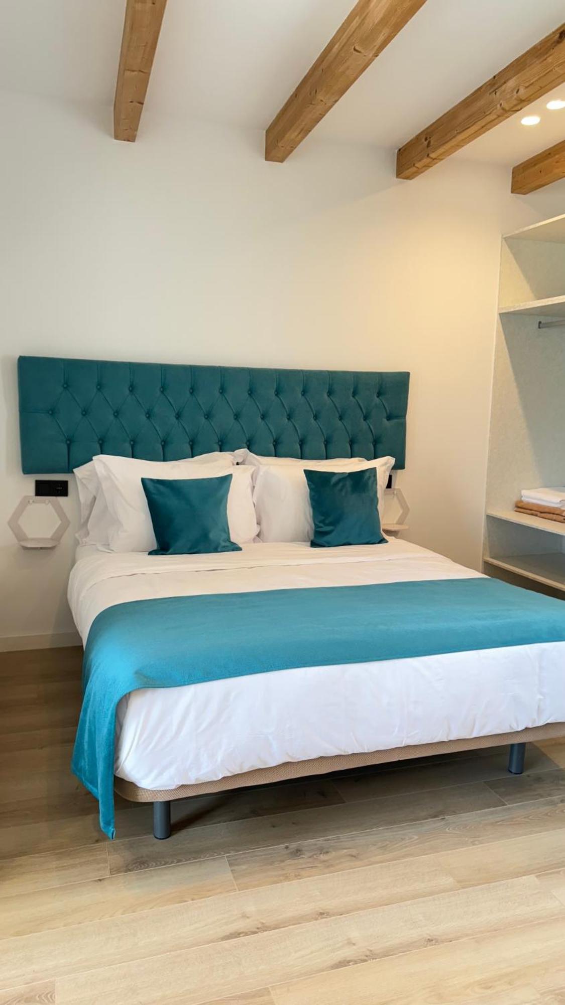 Happy Life Apartahotel 5*