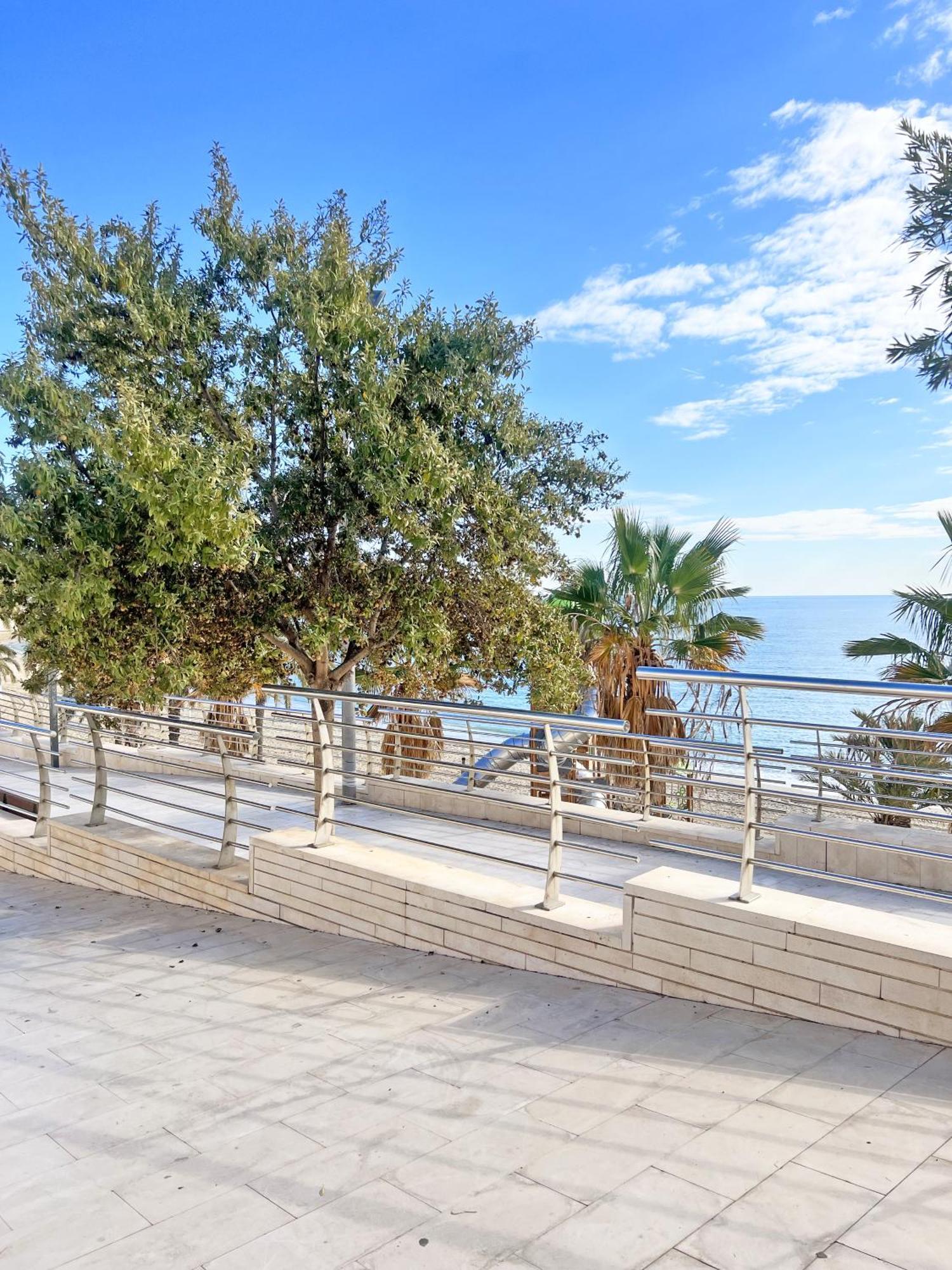 A 100m De La Playa. 2 Hab. A/c Apartamento Alicante