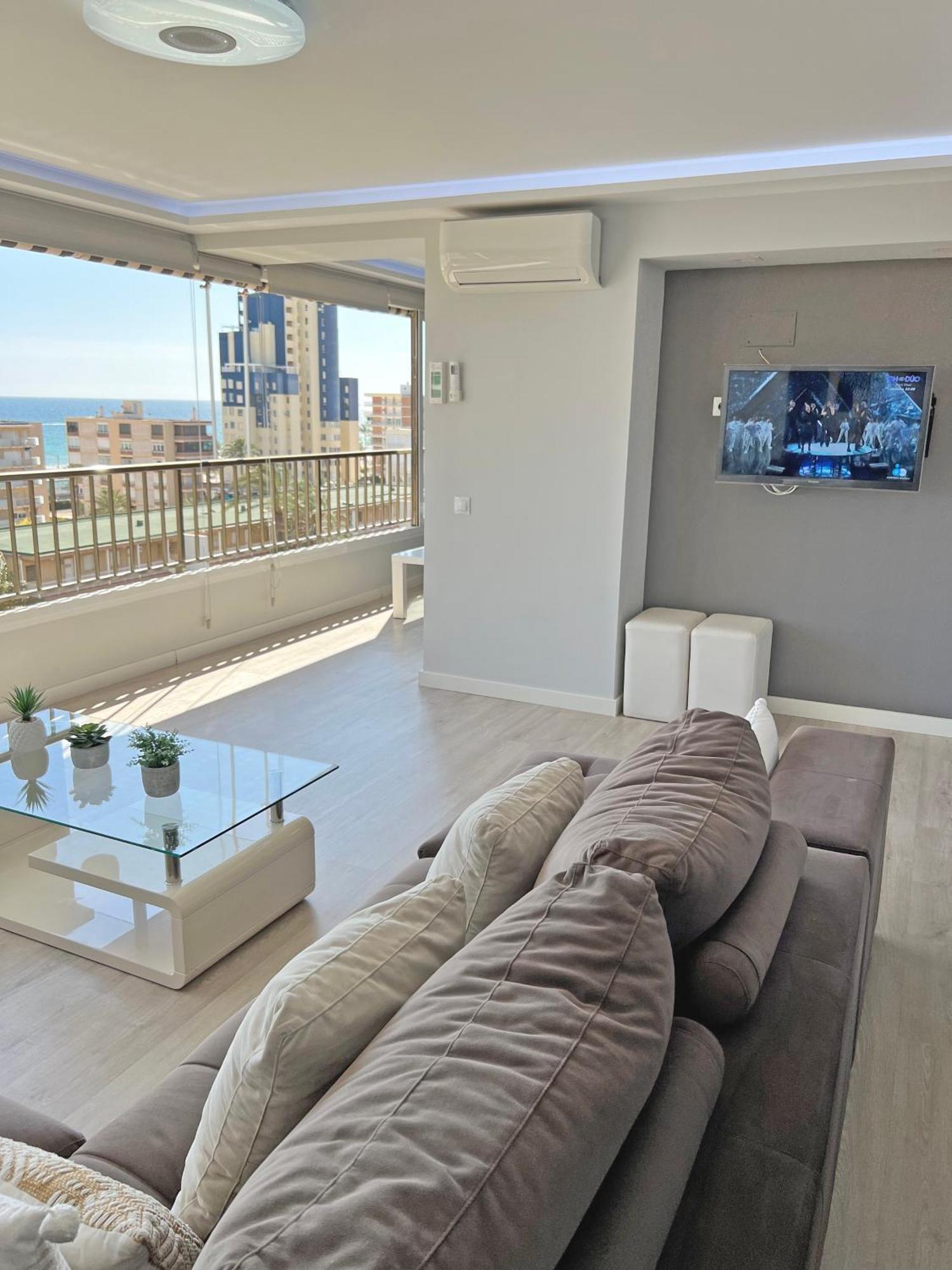 Lujo En La Playa. Parking Gratis Apartamento