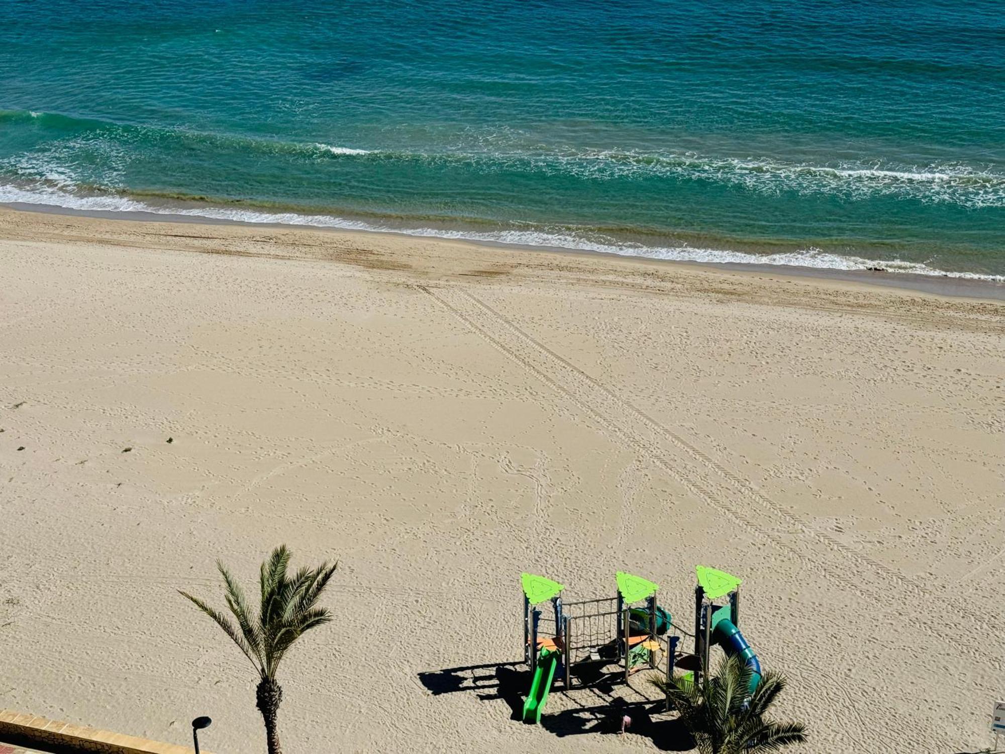 Apartment Vistas Al Mar, Piscina Y Playa *