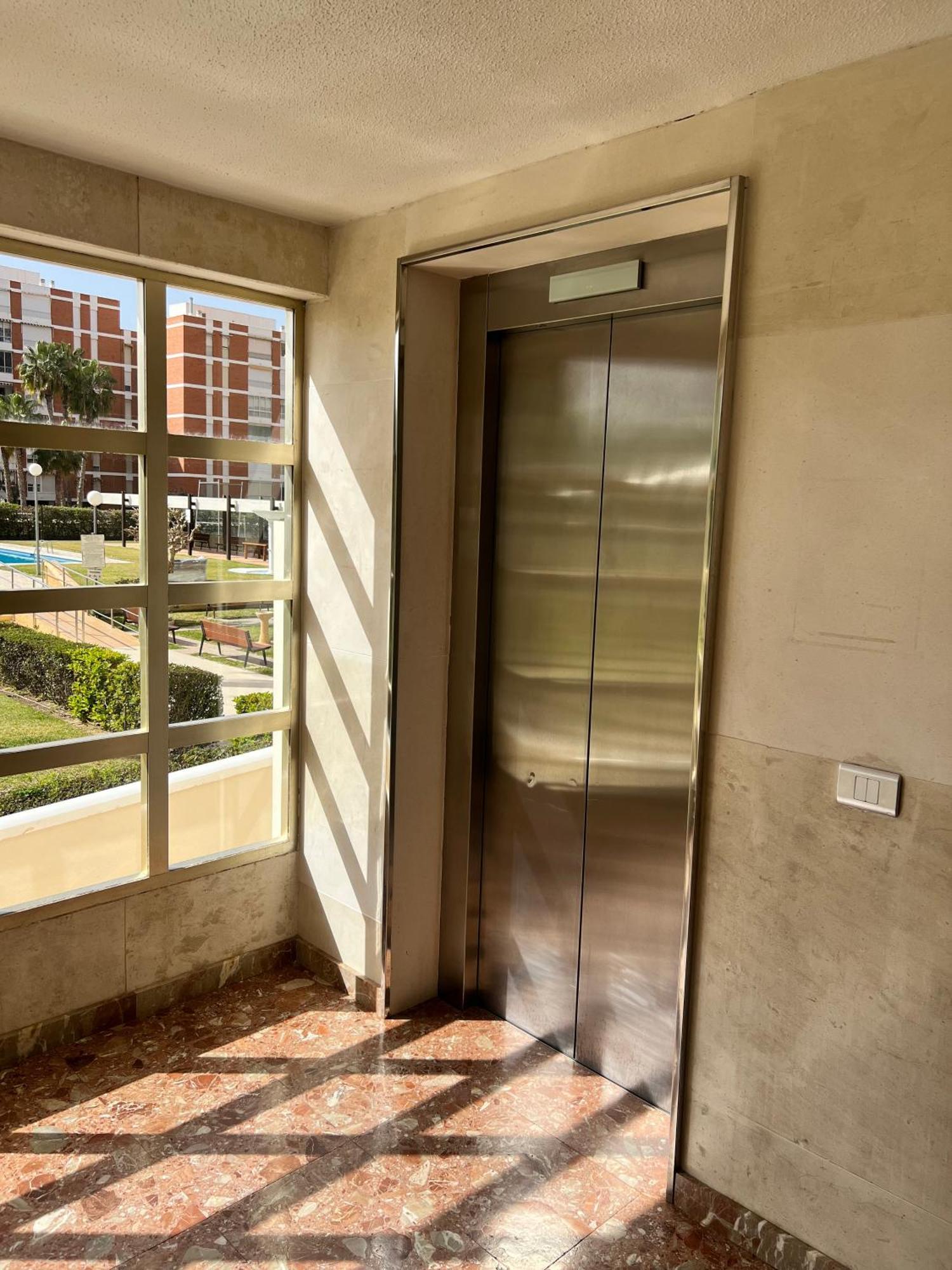 Lujo En La Playa. Parking Gratis Apartamento *