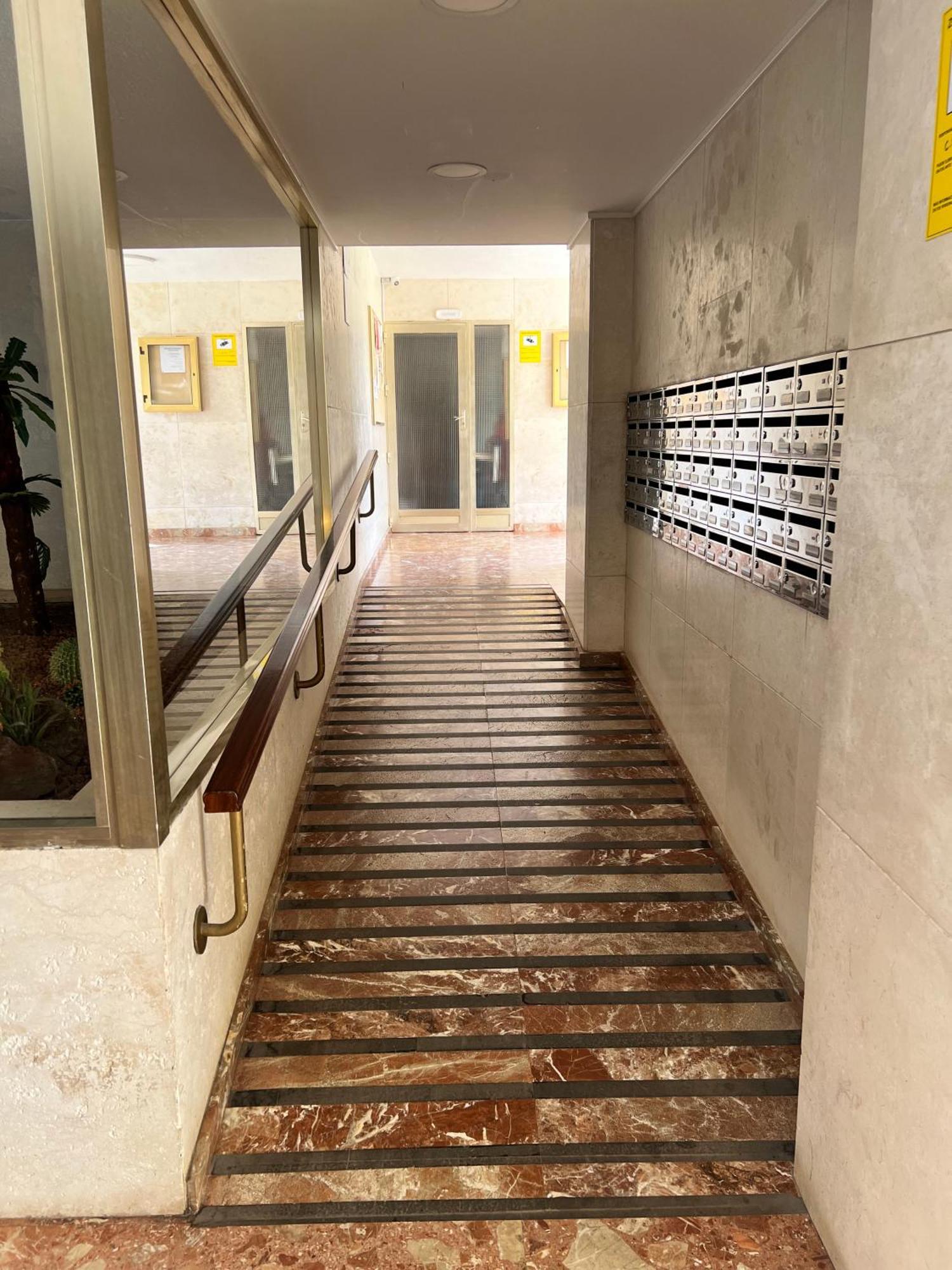 Apartamento Lujo En La Playa. Parking Gratis