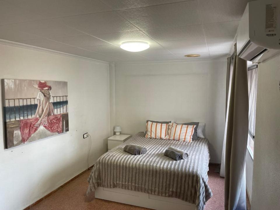 Piso Grande Amplio Grandes Grupos 4 2 Baños, 4ac Y Wifi Apartamento
