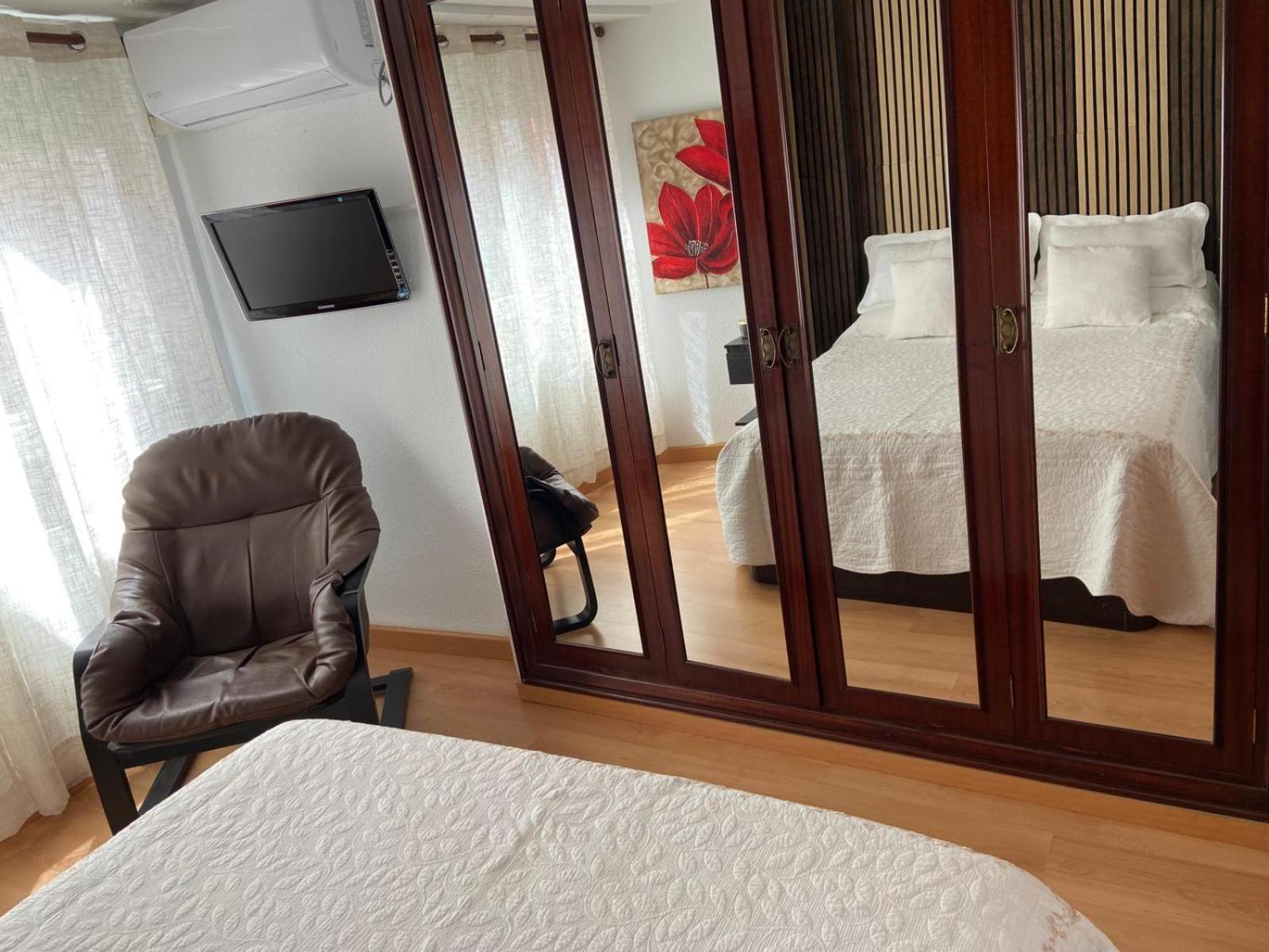 Un Lugar Descansar En Homestay Alicante
