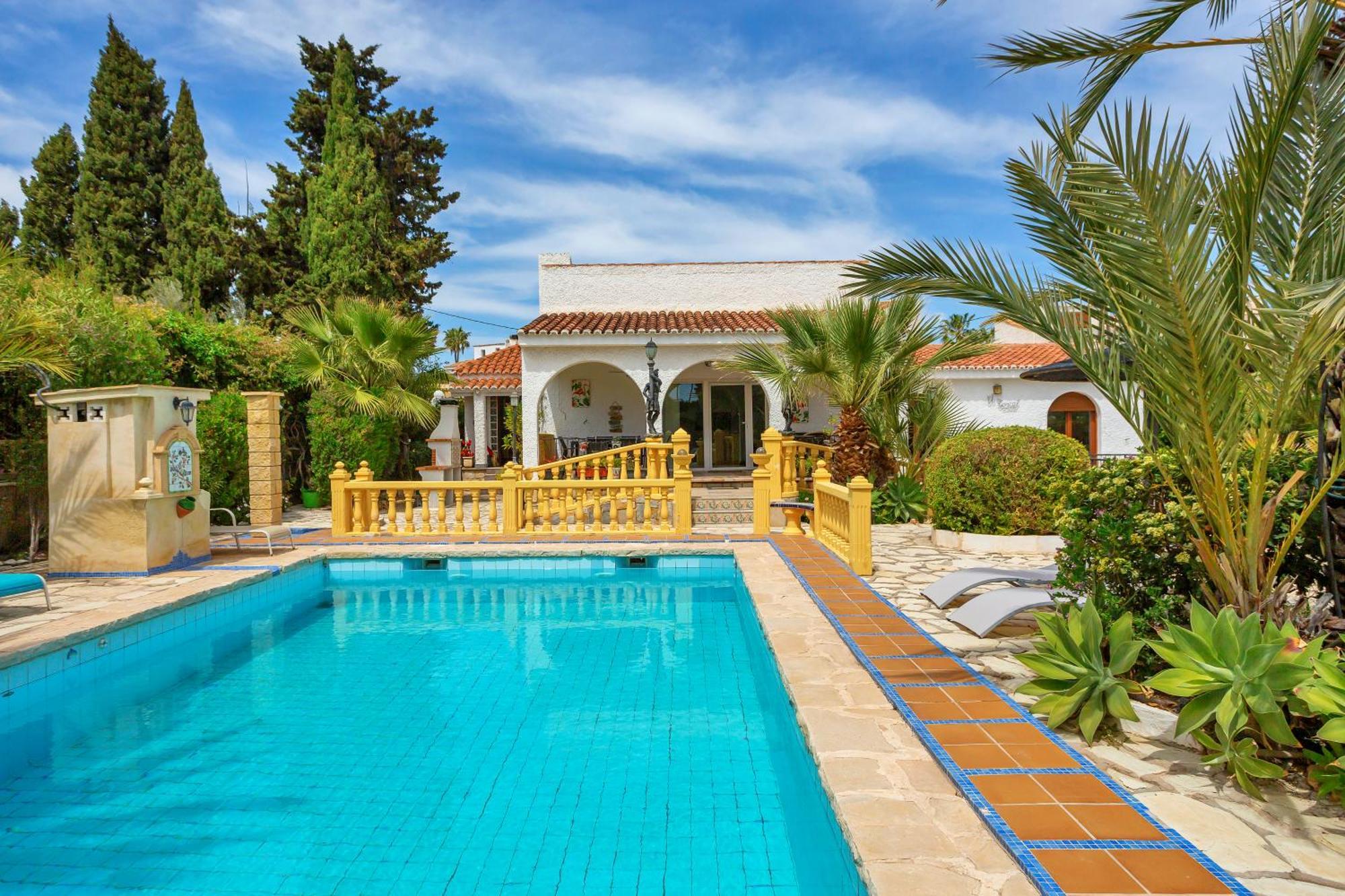 Villa La Font With Pool And Bbq Alicante
