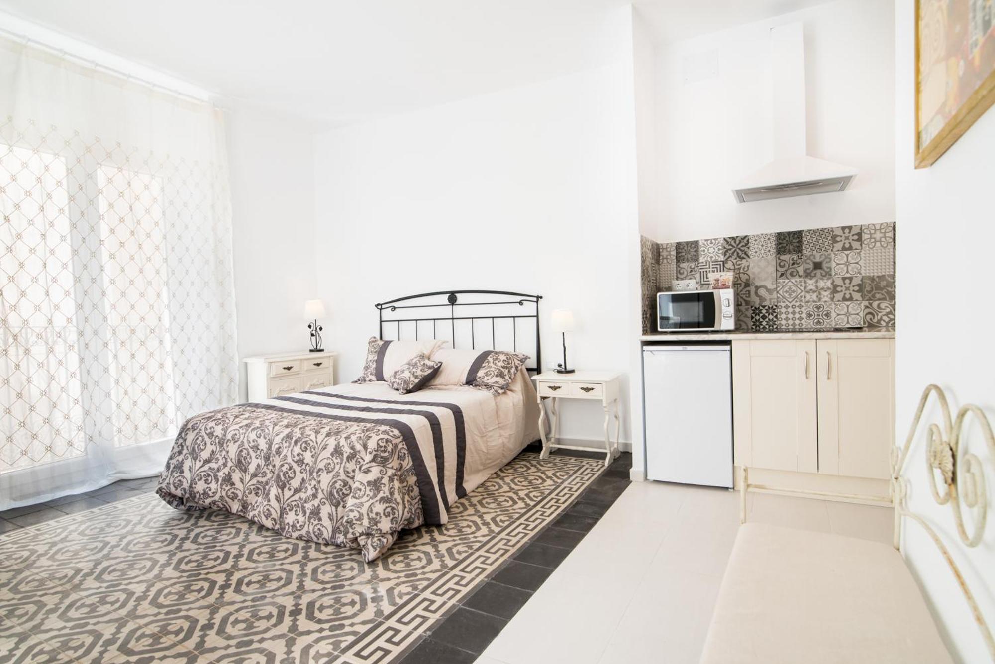 Apartamento Pucela 4 *
