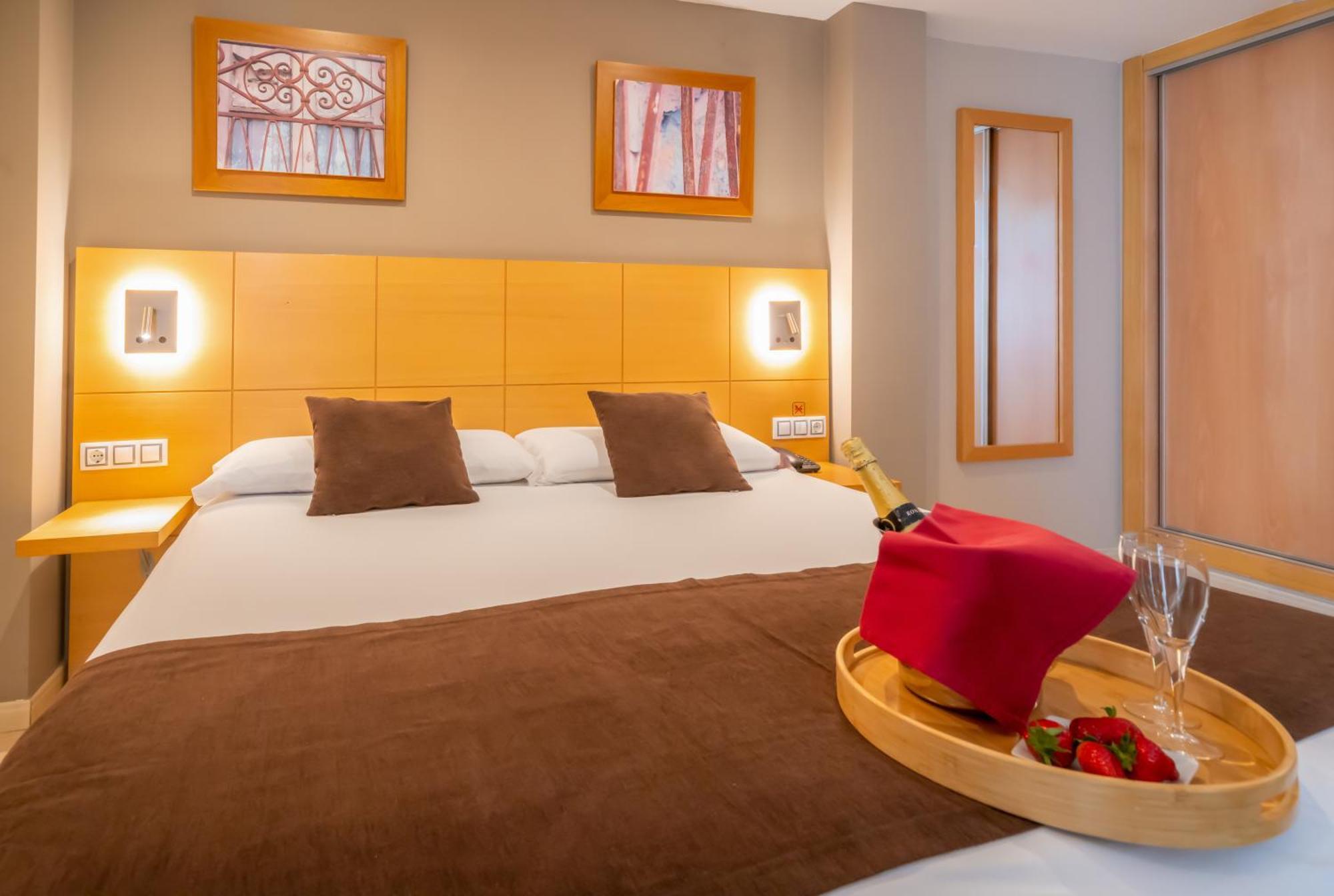 La Estacion Hotel