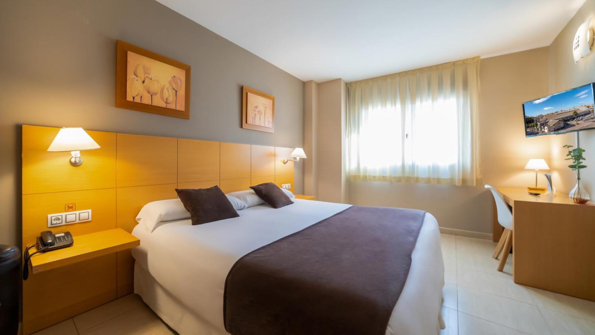 Hotel La Estacion 3*