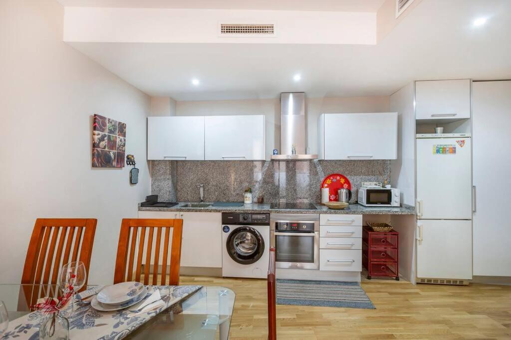 Marieta By The Castle With Ac Apartamento