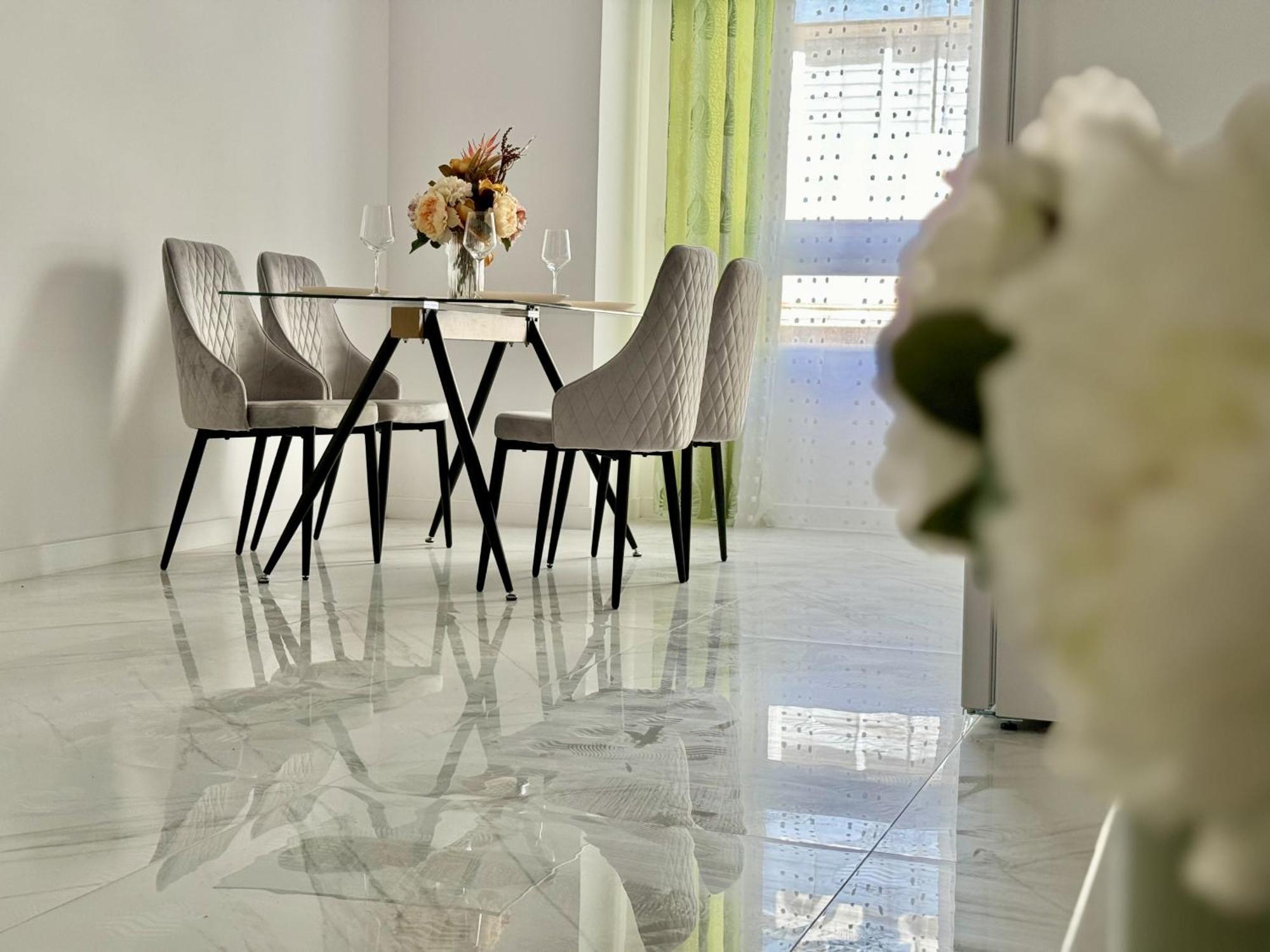 Apartment Urban Am By United Renters *