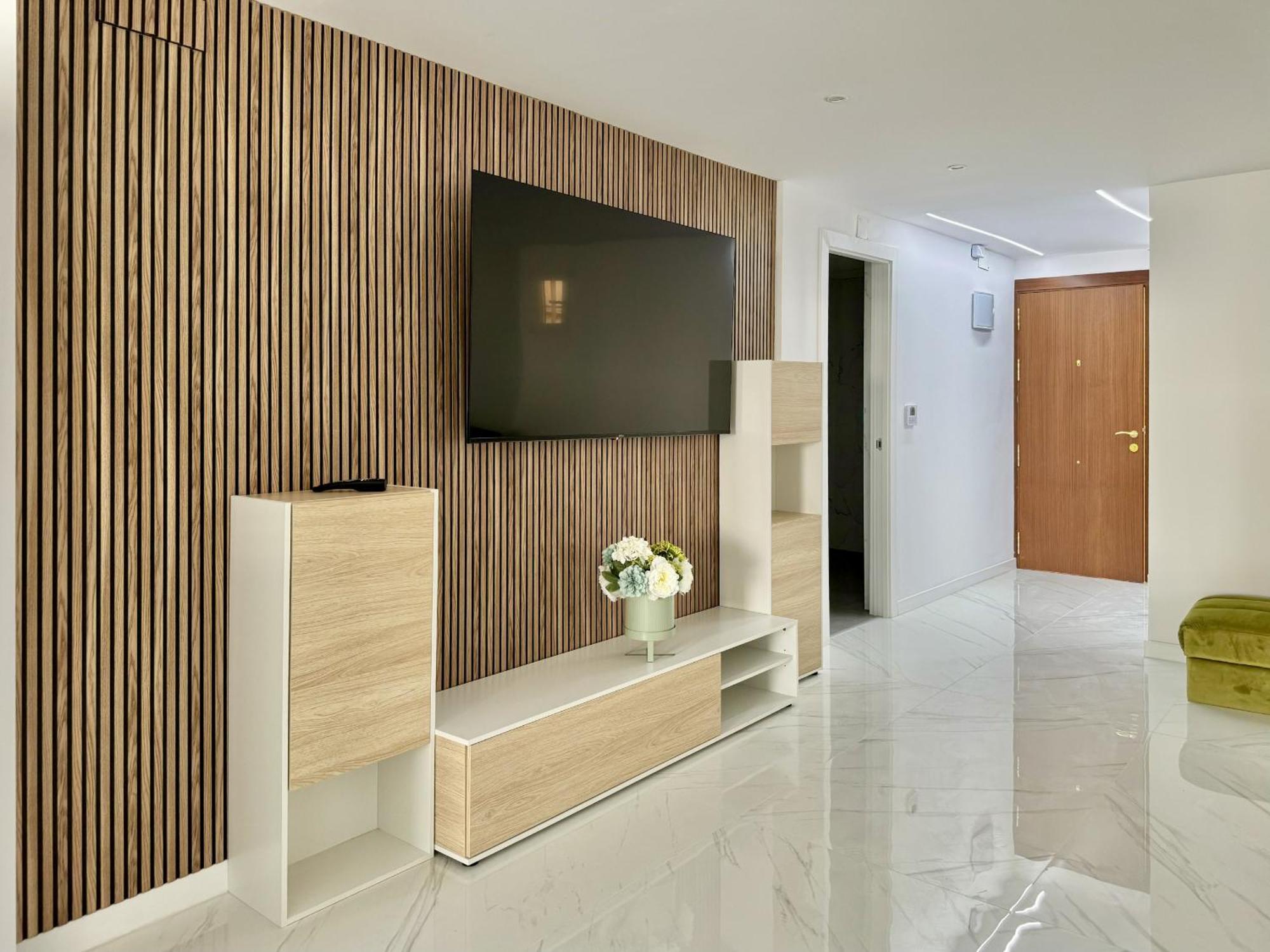 Urban Am By United Renters Apartment