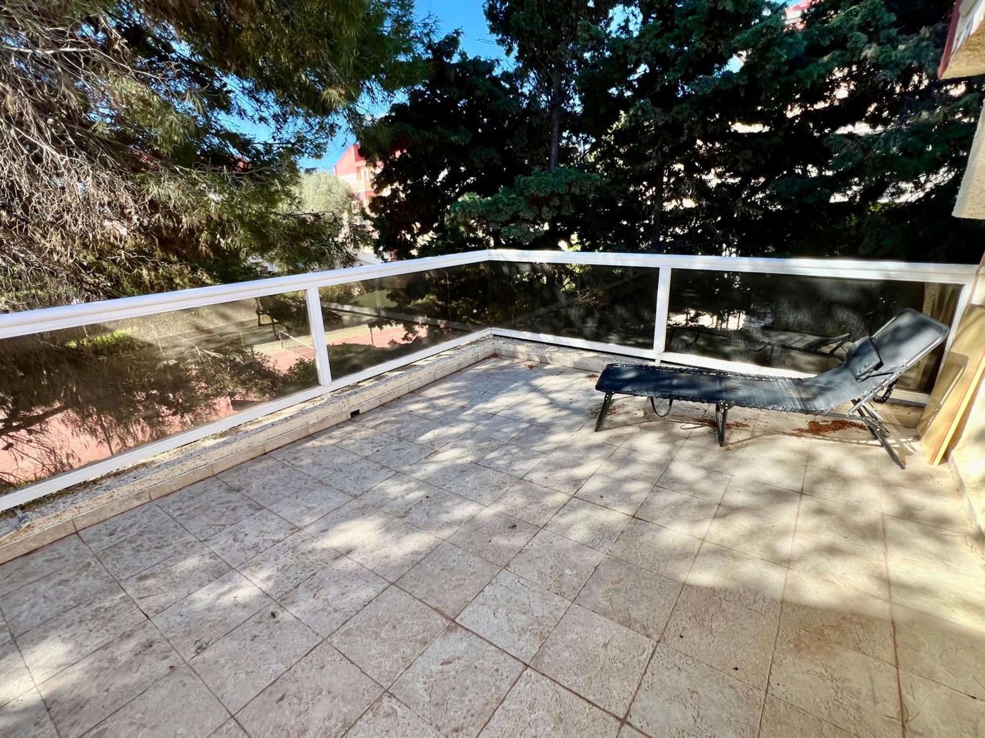 Сasa de vacaciones Beachside 4-bedroom With Pool Alicante
