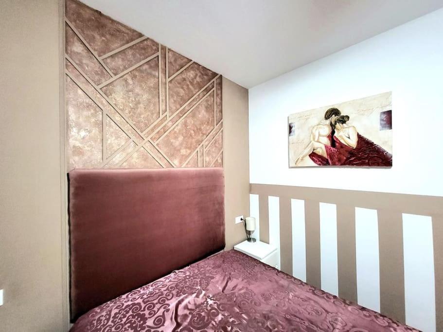 Apartamento Flamenco, Apartamento Exclusivo De Dos En El Pleno Del Casco Antiguo, Alicante, Playa, Centro Historico, Rambla *