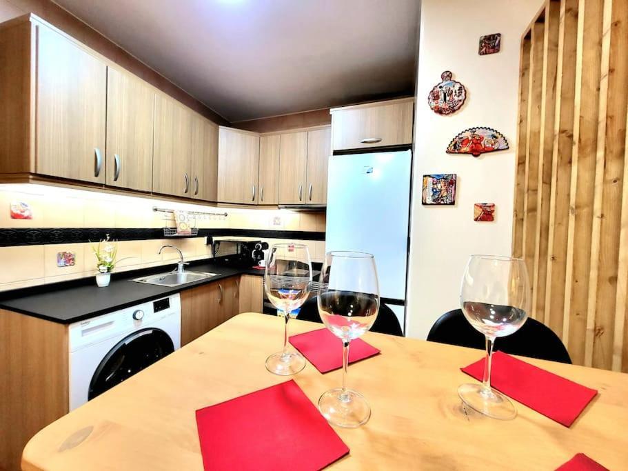 Flamenco, Apartamento Exclusivo De Dos En El Pleno Del Casco Antiguo, Alicante, Playa, Centro Historico, Rambla Apartamento