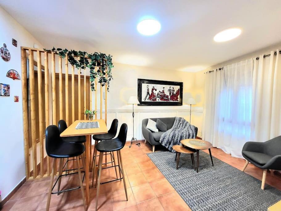 Apartamento Flamenco, Apartamento Exclusivo De Dos En El Pleno Del Casco Antiguo, Alicante, Playa, Centro Historico, Rambla