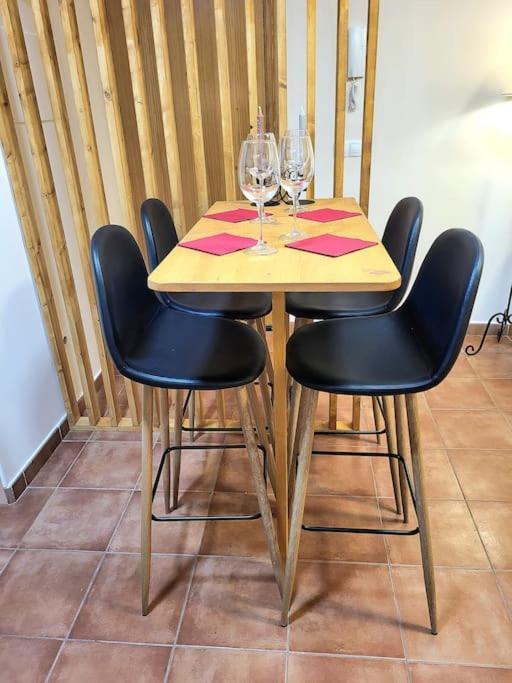 Flamenco, Apartamento Exclusivo De Dos En El Pleno Del Casco Antiguo, Alicante, Playa, Centro Historico, Rambla * Alicante