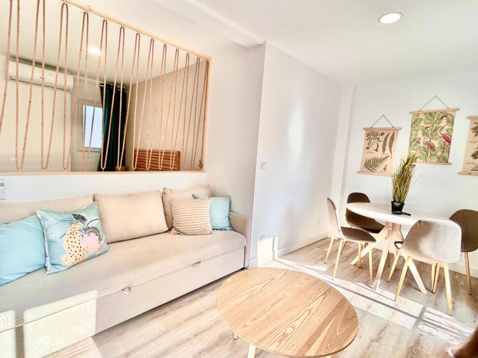 Nicole Gam Apartment *