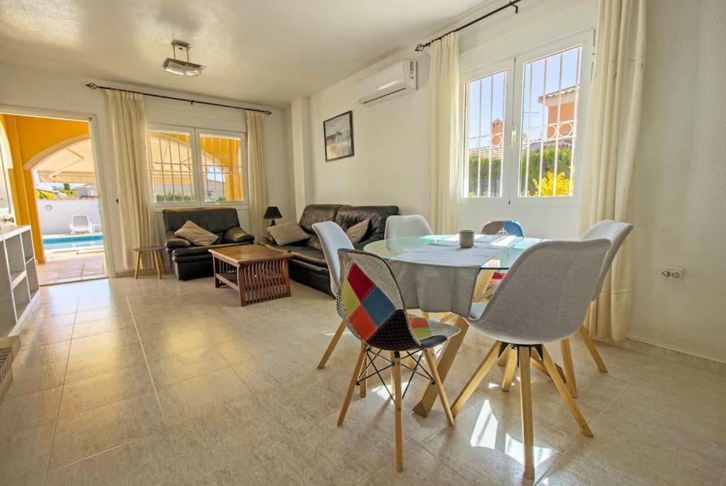 Sr105 4 Bed Family With Private Pool Villa
