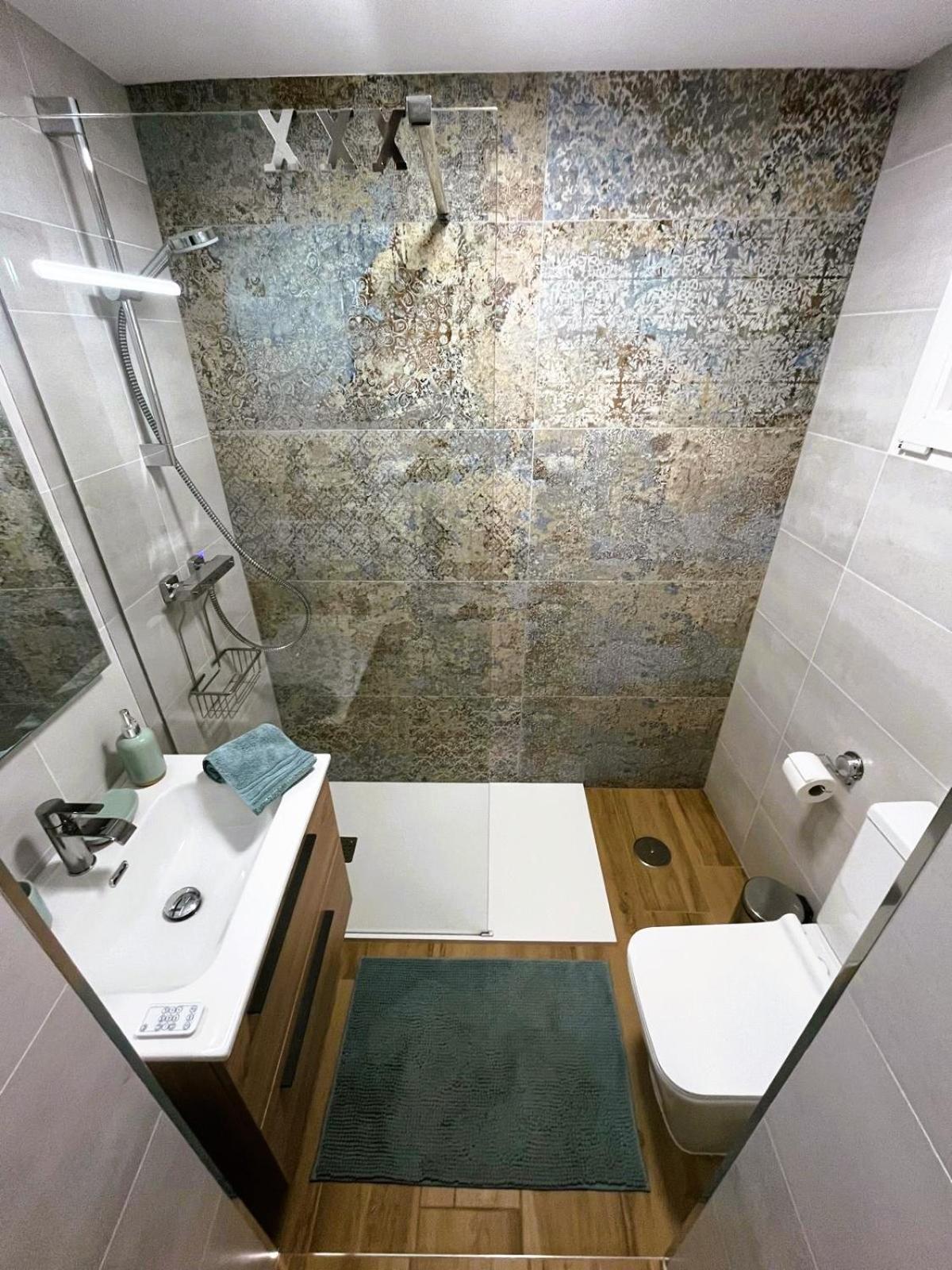La Promenade Apartment *