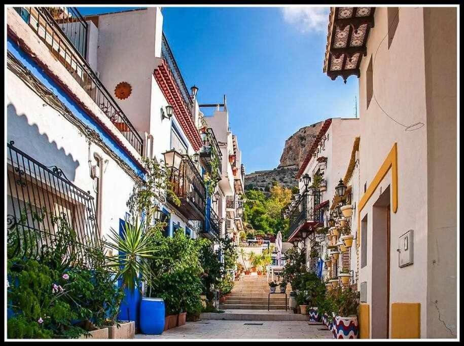 Apartamento Flamenco, Apartamento Exclusivo De Dos En El Pleno Del Casco Antiguo, Alicante, Playa, Centro Historico, Rambla