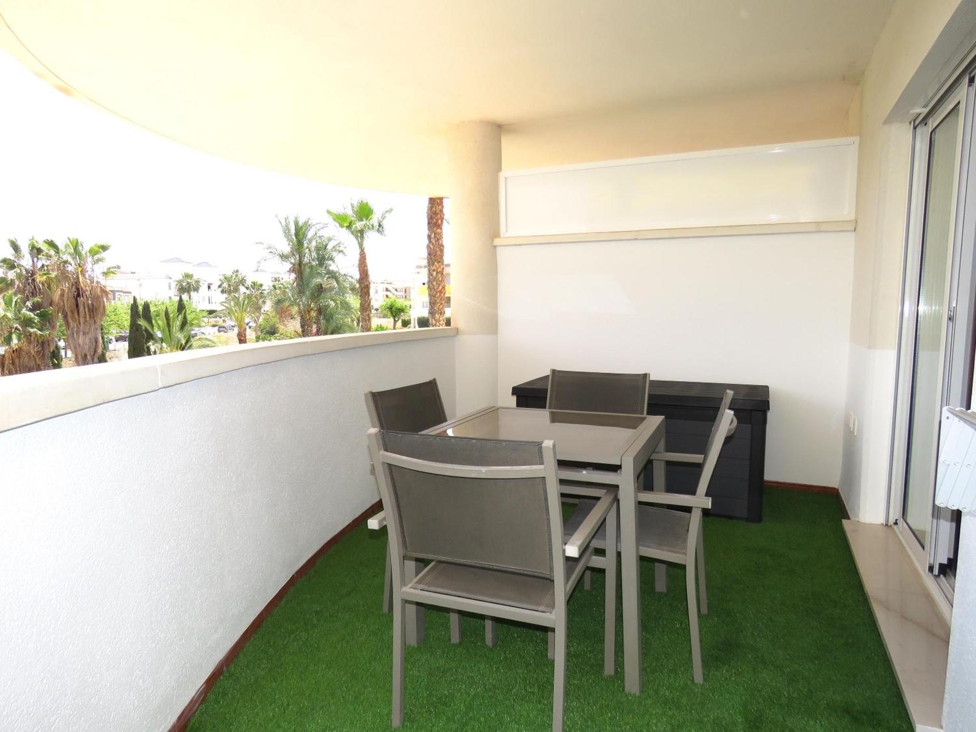 Villamartin Palms Stylish Close To Golf And Ocean With Garden Views *