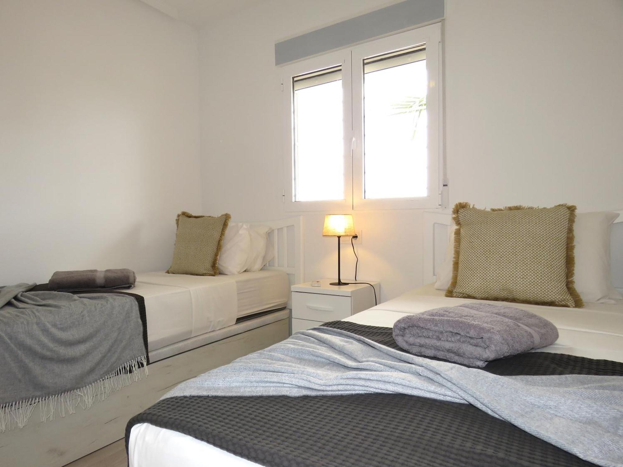 Villamartin Palms Stylish Close To Golf And Ocean With Garden Views * Alicante