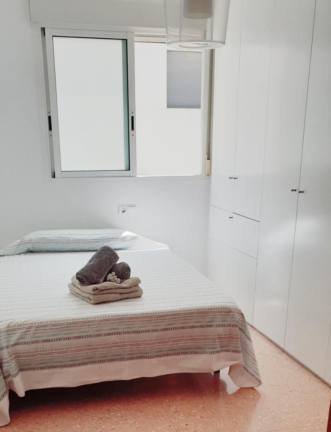 Apartamento Lovely Penhouse In With Parking Alicante