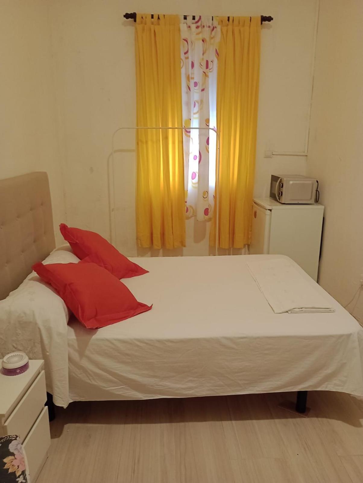 Aurora With Private Bathroom * Alicante