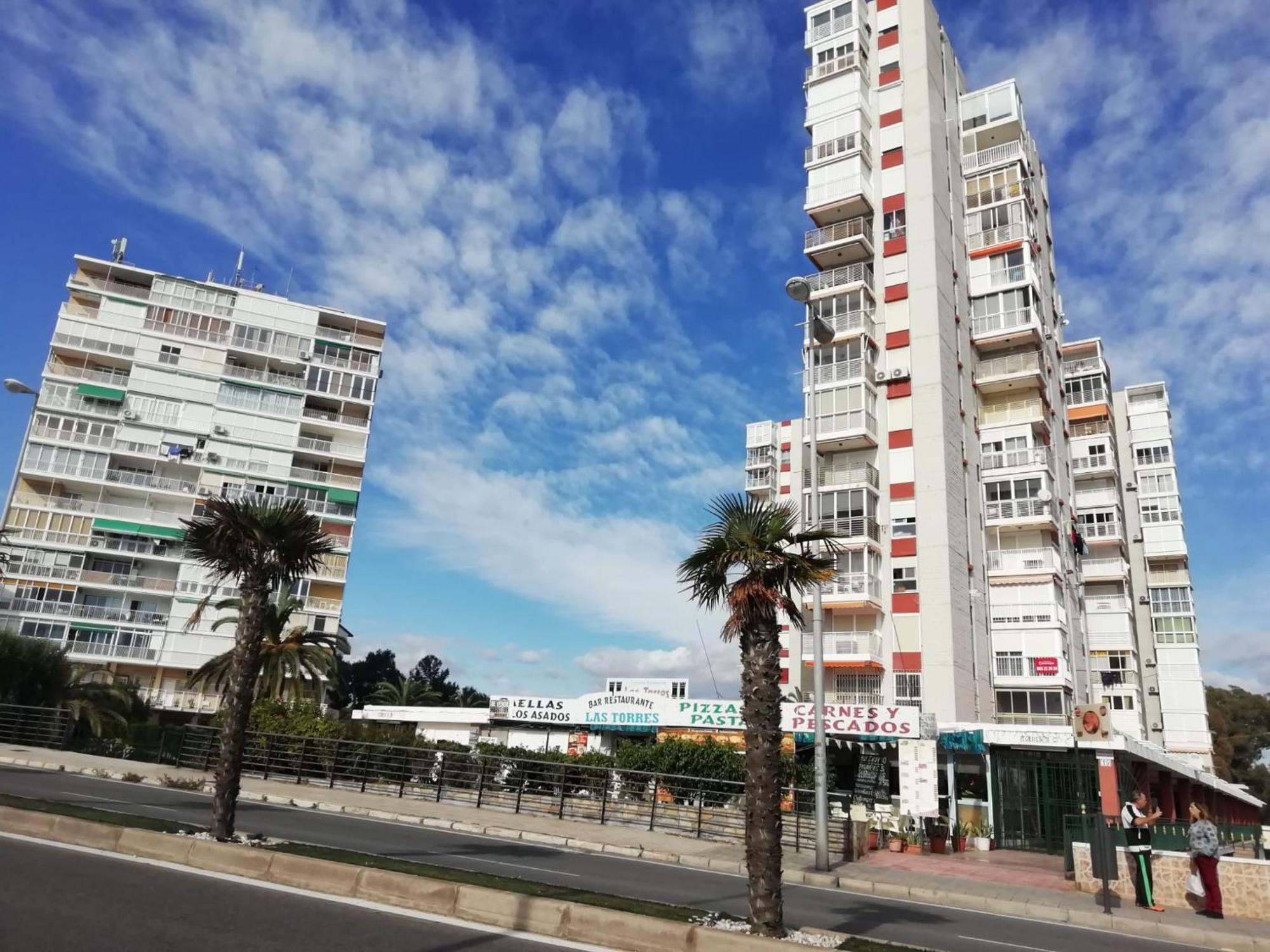 Las Torres Apartament *